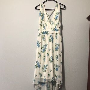 white and floral twist back dress